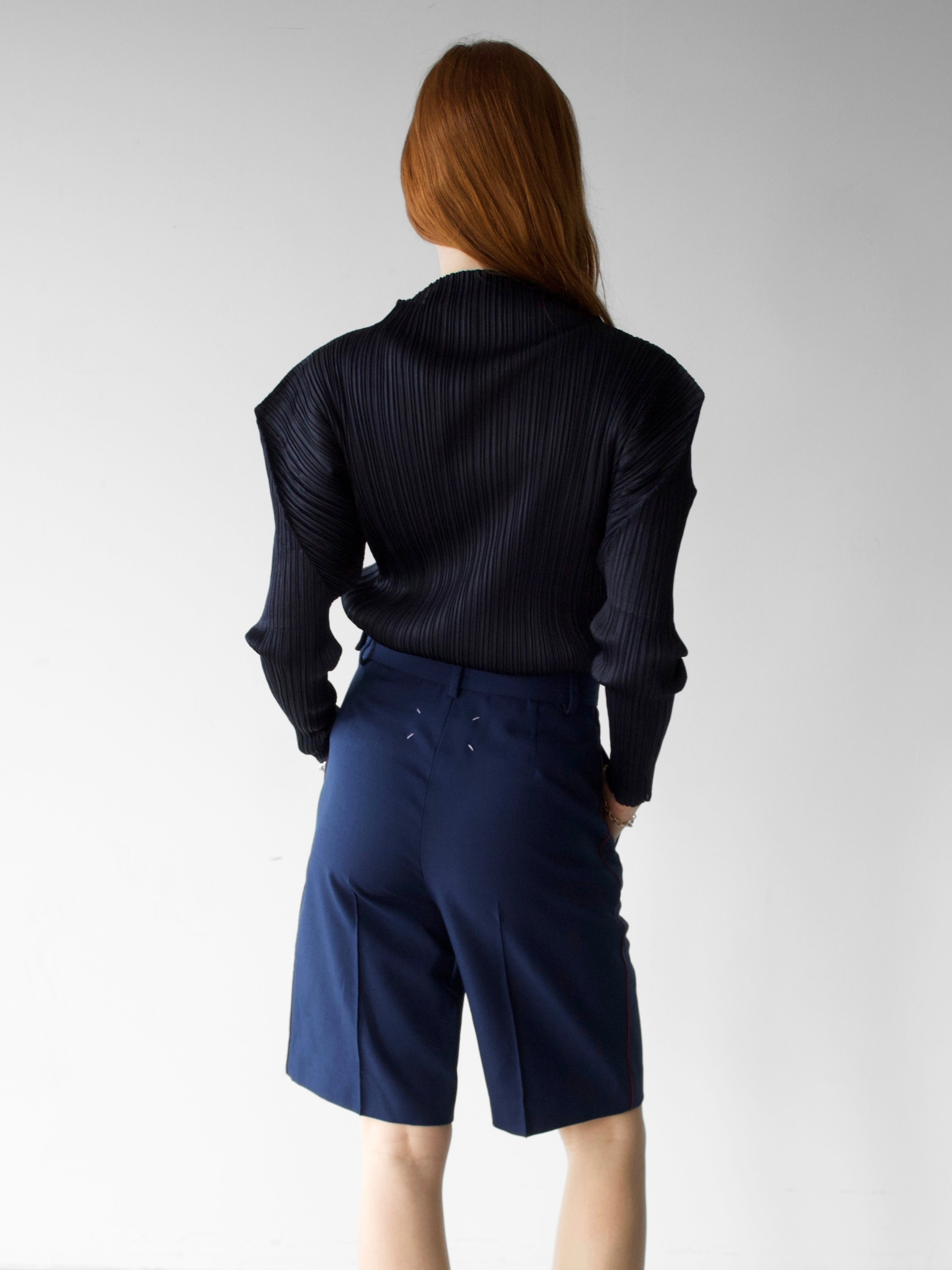 MAISON MARGIELA - F/W 2021 TAILORED BERMUDA SHORTS WITH FRONT PLEATS