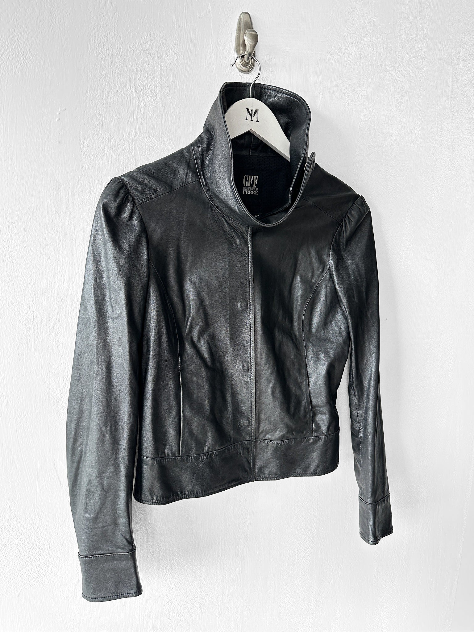 GIANFRANCO FERRÉ - early 2000s SOFT LEATHER CROP FIT JACKET WITH FUNNEL NECK