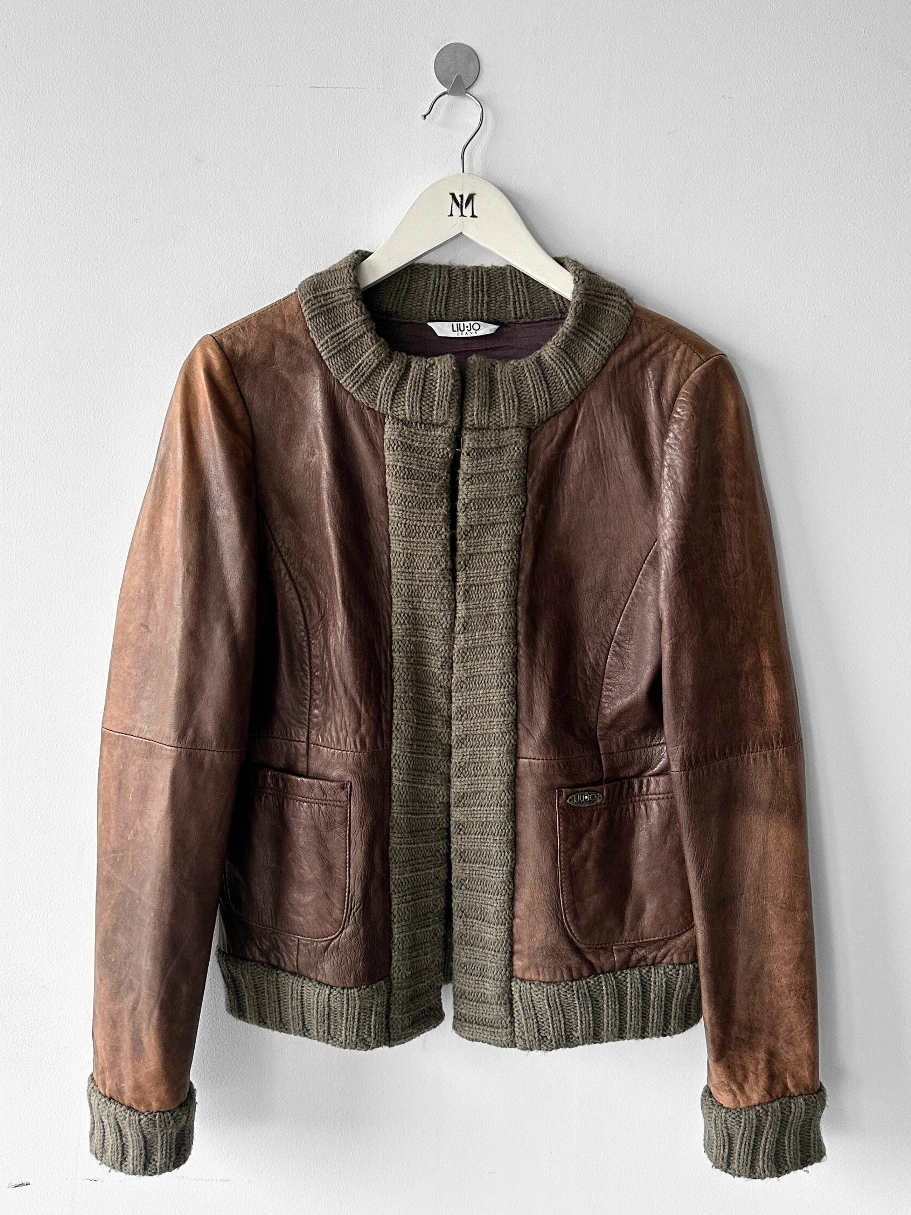 ITALIAN LABEL 2000s LEATHER JACKET WITH KNIT COLLAR AND FRONT PLACKET