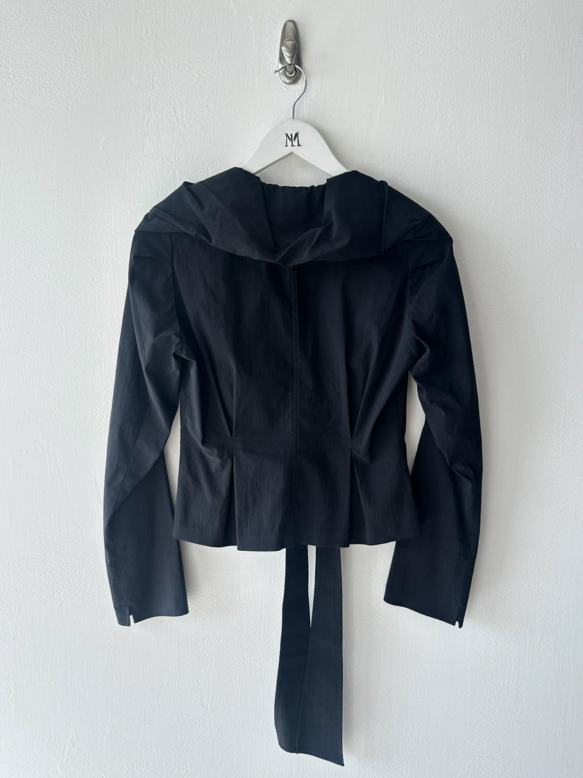 JAPANESE LABEL 2000s PANELED BLOUSE WITH SCULPTURAL COLLAR