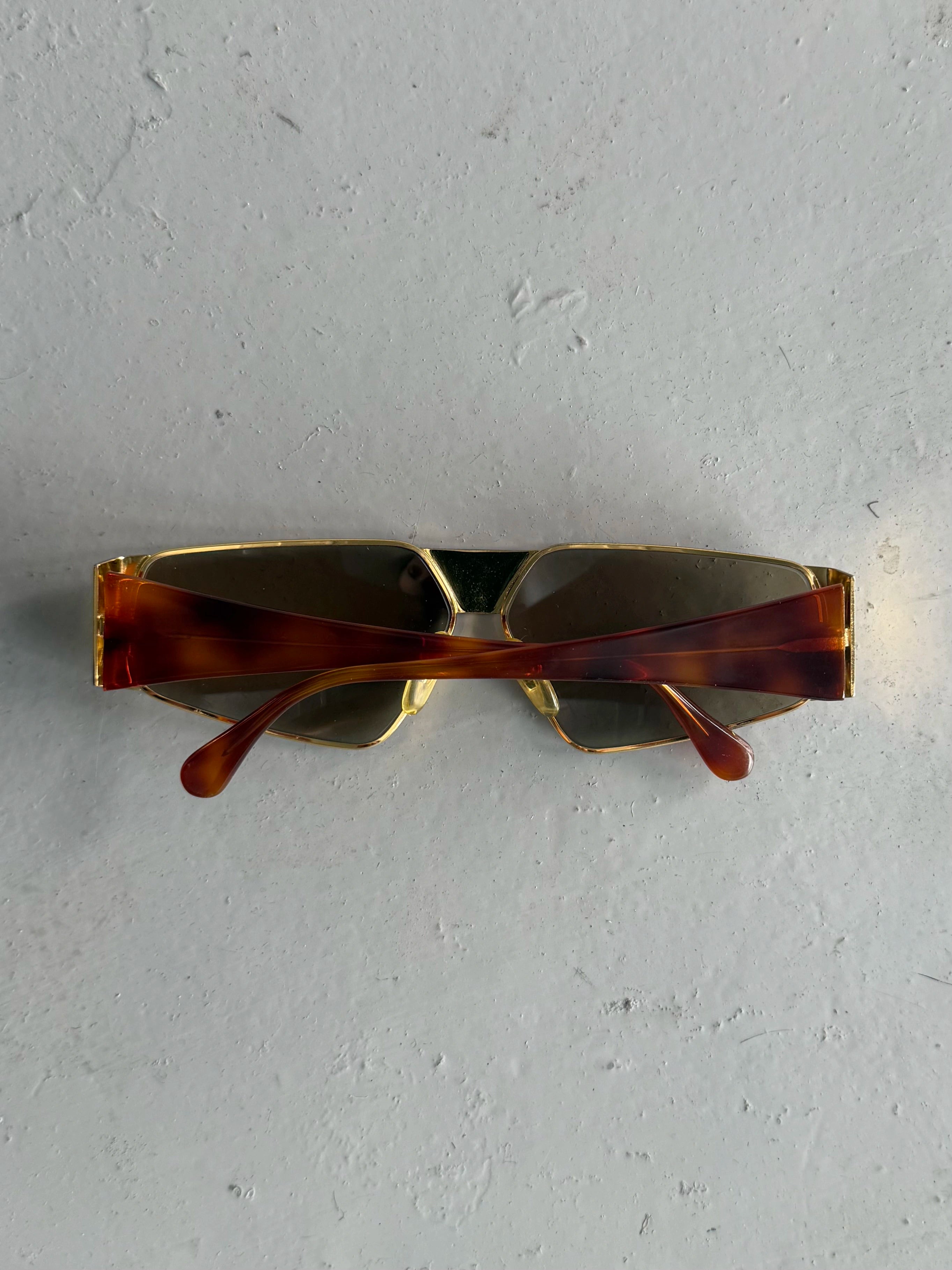 GIANFRANCO FERRÉ - 1990s GEOMETRIC SUNGLASSES WITH TORTOISESHELL ARMS