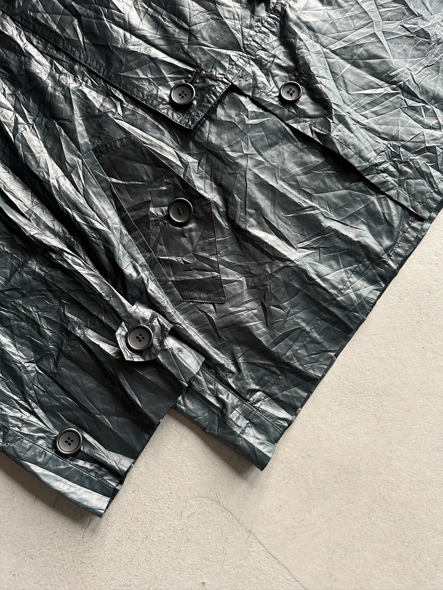 FINAL HOME BY 24 ISSEY MIYAKE - 1990s DOUBLE BREASTED TEMPERATURE CHANGING COLOUR TECHNICAL JACKET