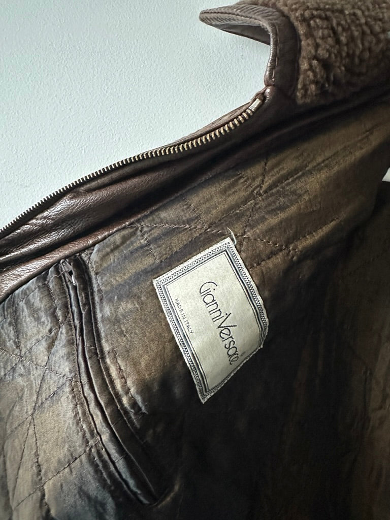 GIANNI VERSACE - 1980s LEATHER AVIATOR BOMBER JACKET WITH SHEARLING COLLAR
