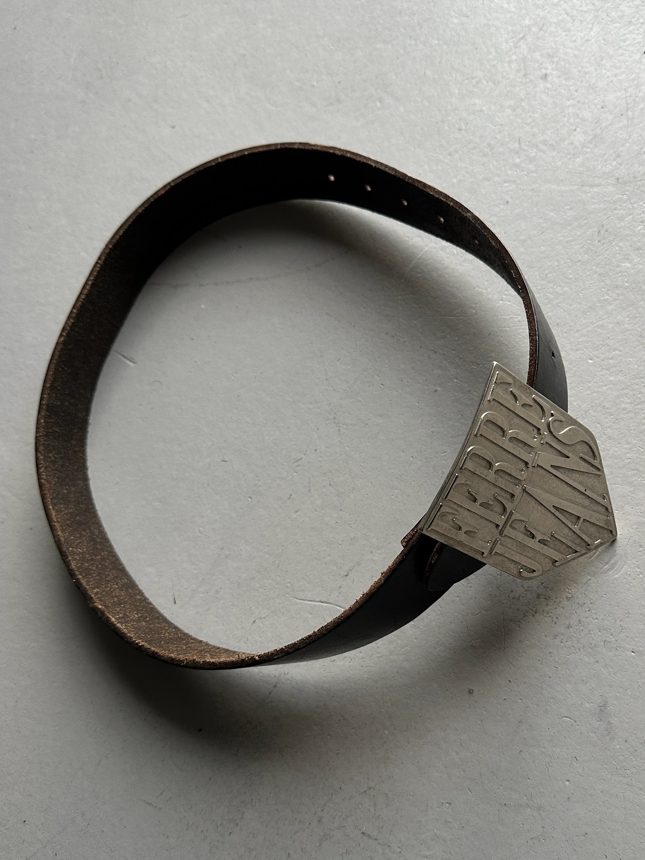 GIANFRANCO FERRÉ - 1990s OVERSIZED BUCKLE LEATHER BELT