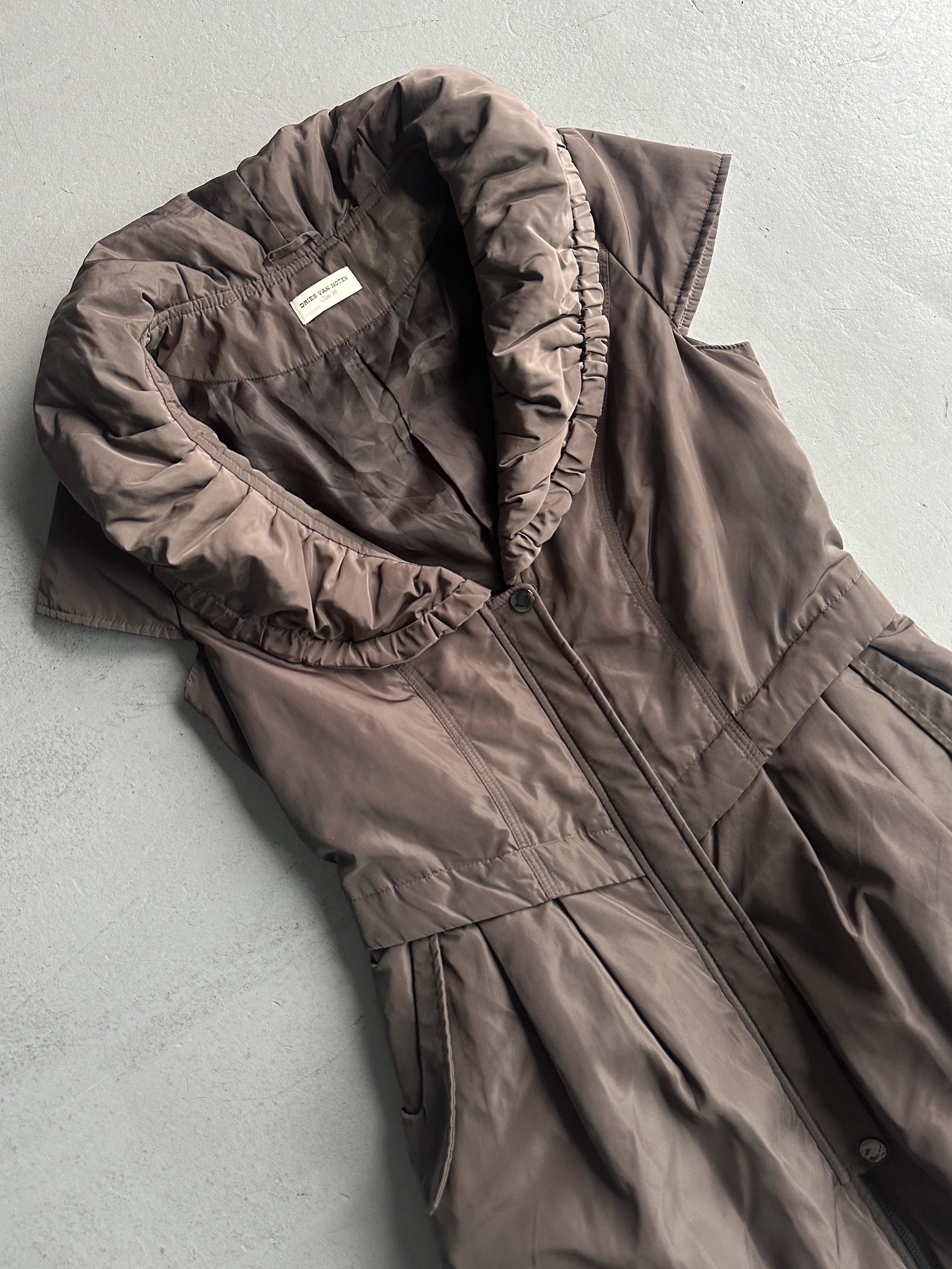 DRIES VAN NOTEN - 2000s BUBBLE HEM ZIPPED GILET JACKET