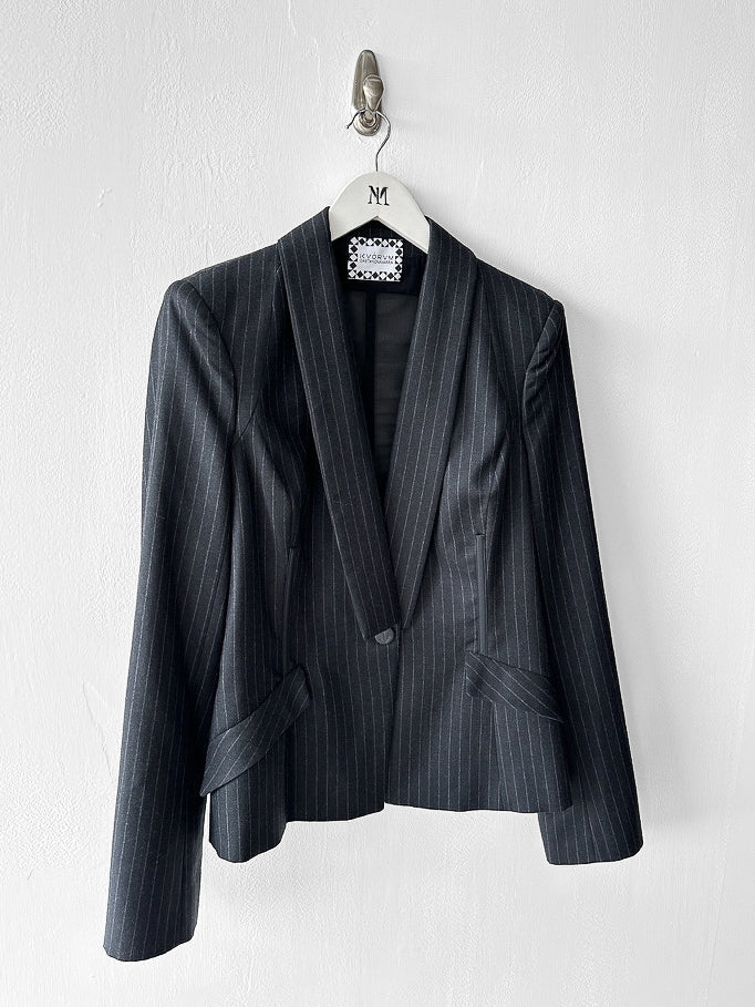 GAETANO NAVARRA - circa 2013 PINSTRIPE TAILORED BLAZER WITH DECONSTRUCTED MESH BACK
