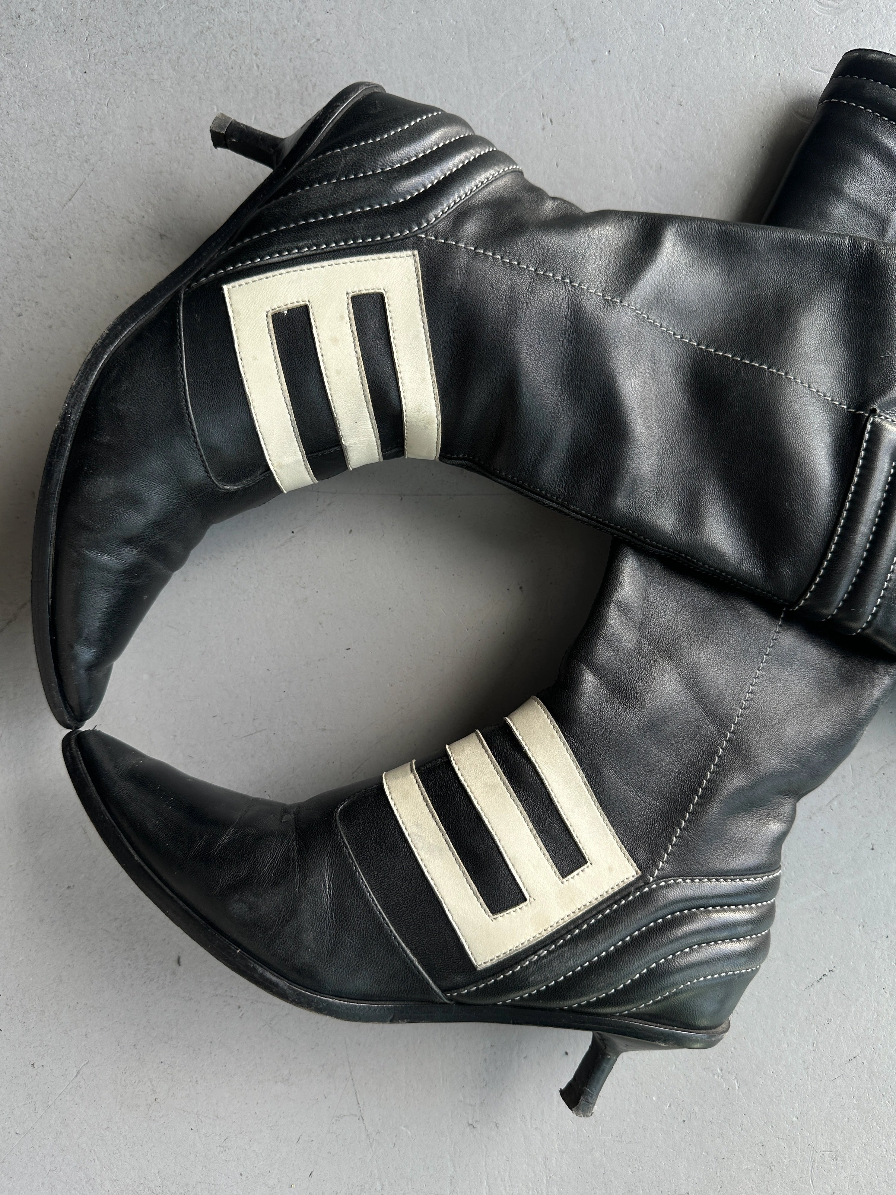 ETRO - F/W 2001 POINTED TOE KITTEN HEELS BOOTS