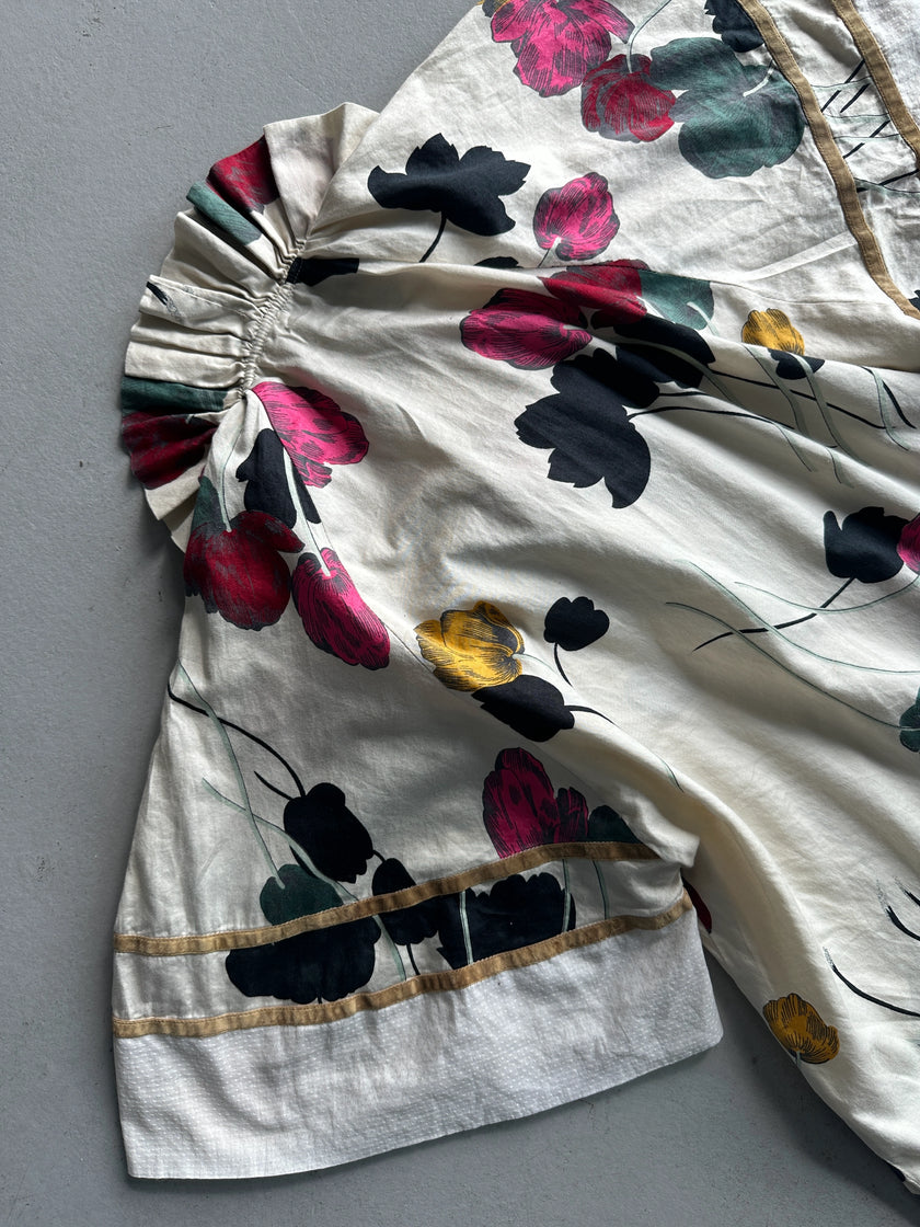 KENZO - 1990s FLORAL PRINT RUFFLED COLLAR SHORT SLEEVE TOP