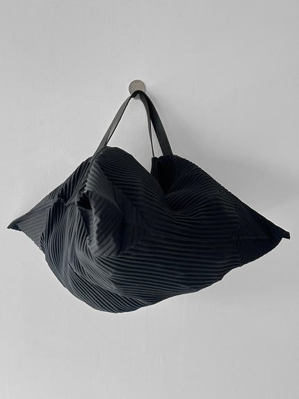ISSEY MIYAKE ME - 2010s GEOMETRIC PLEATED TOTE BAG