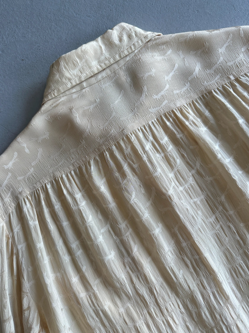 HERMÈS - 1970s COLLARED SILK SHIRT