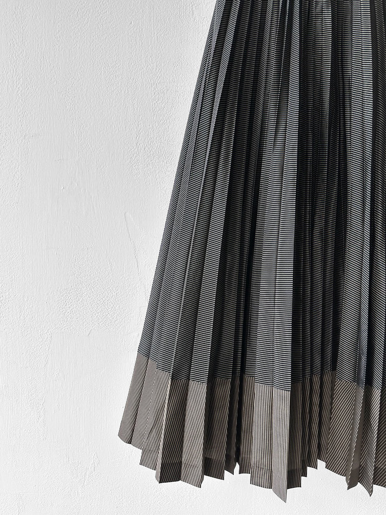 HIROKO KOSHINO - late 1990s PLEATED MAXI SKIRT