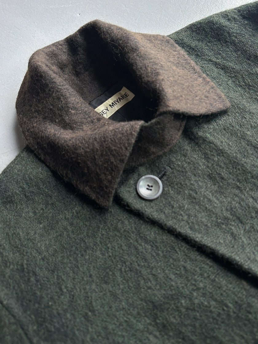 ISSEY MIYAKE - F/W 1995 CONTRASTING COLLAR FELTED WOOL JACKET