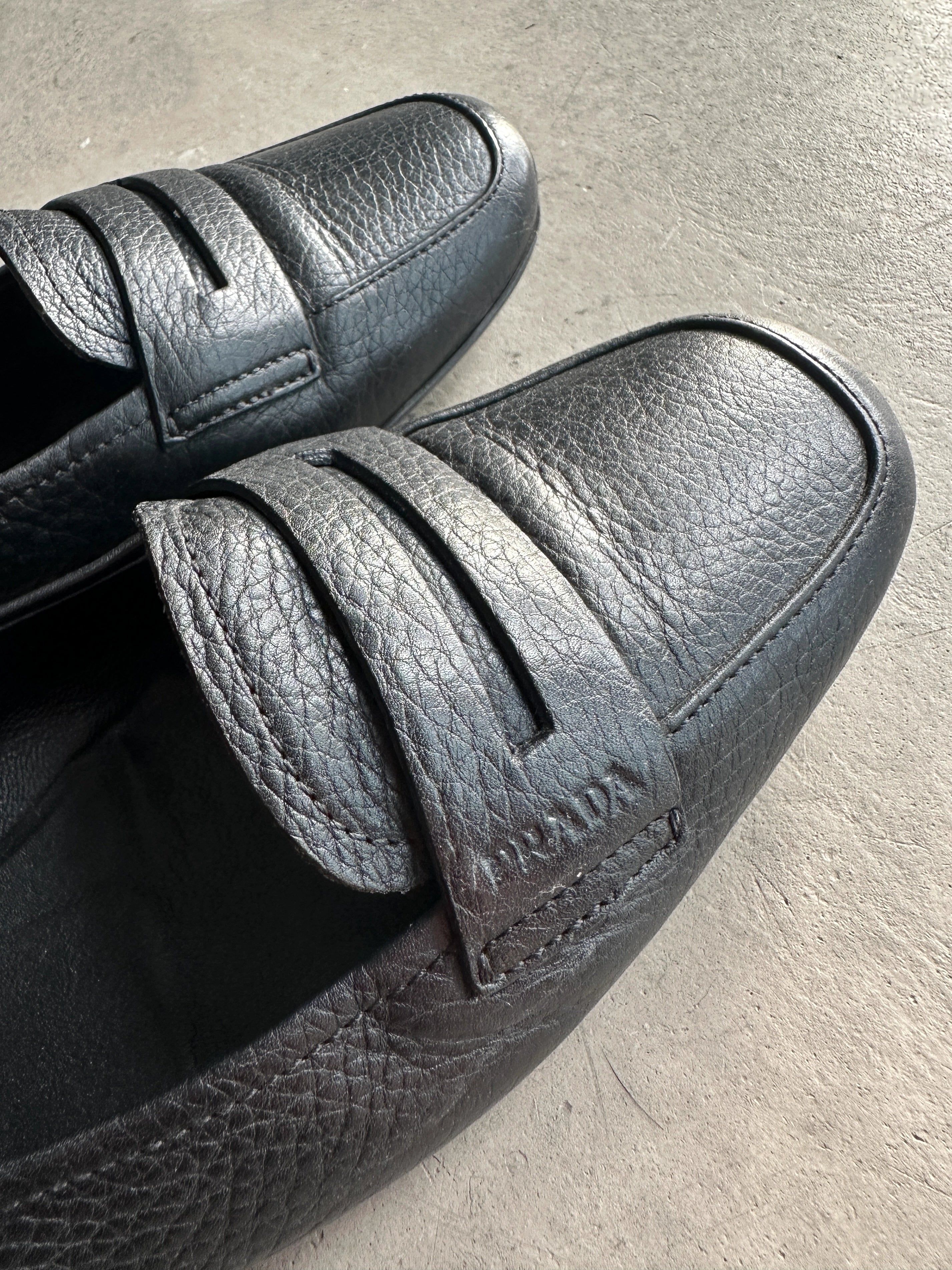 PRADA - 1990s SOFT LEATHER PENNY LOAFERS