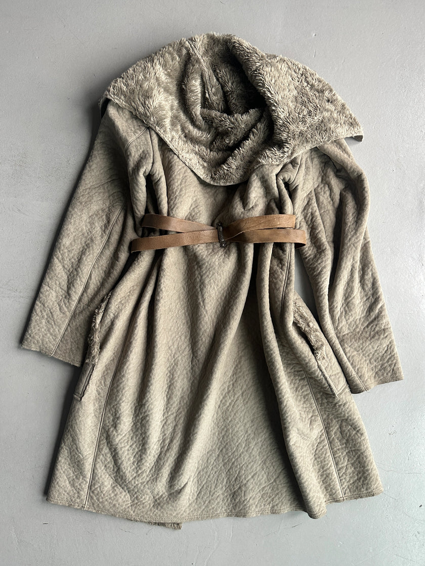 COP COPINE - 2000s RELAXED TEXTURED COAT WITH DOUBLE CROSSED LEATHER BELT