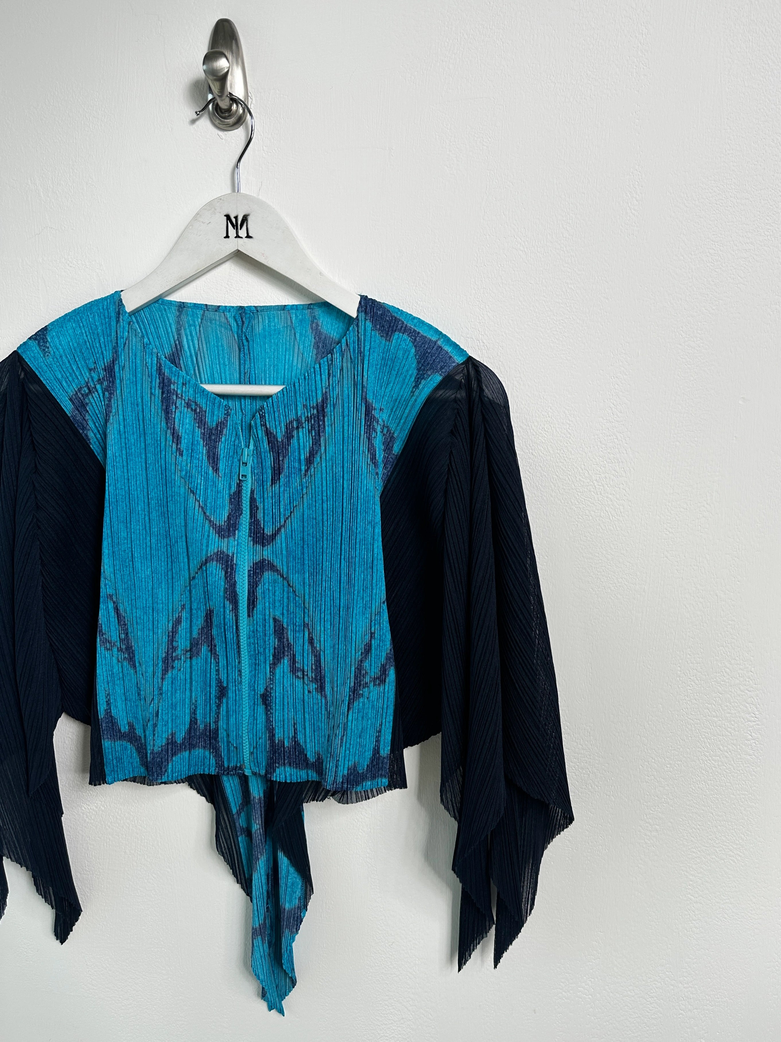 ISSEY MIYAKE PLEATS PLEASE - F/W 2013 CROPPED BUTTERFLY ZIPPED BOLERO