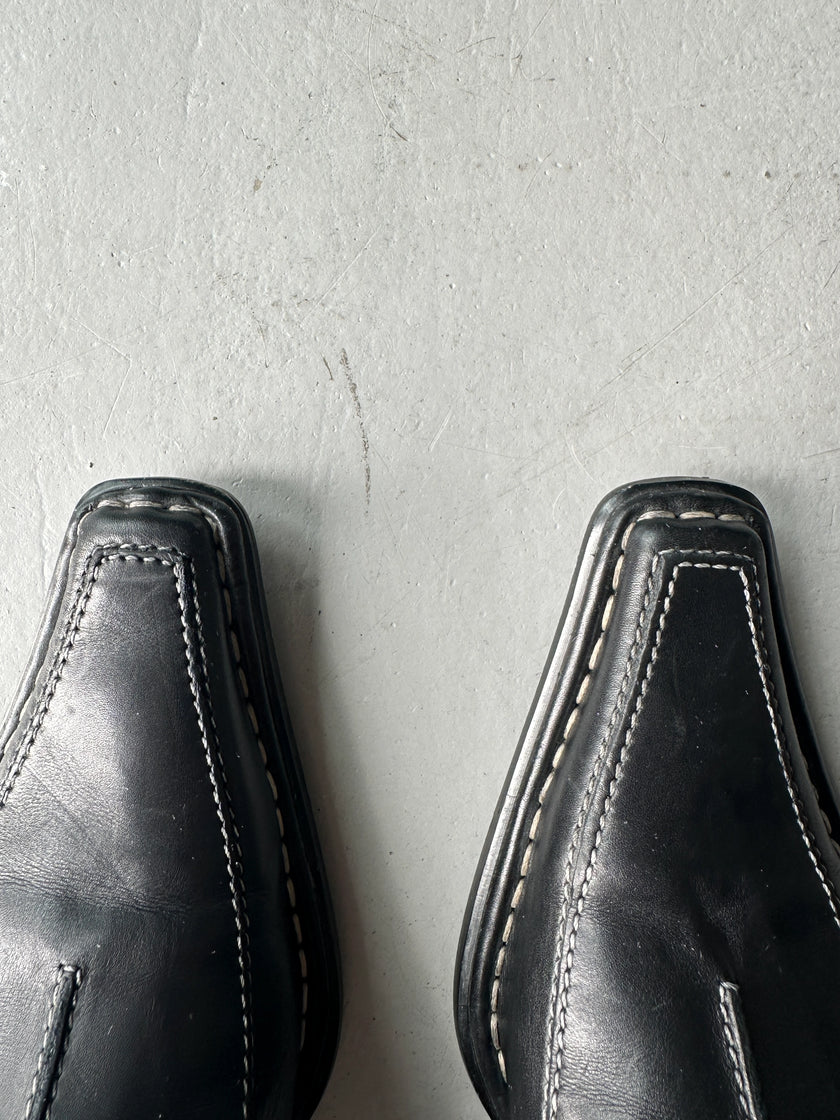 1990s KITTEN HEELS SLIP ON SHOES