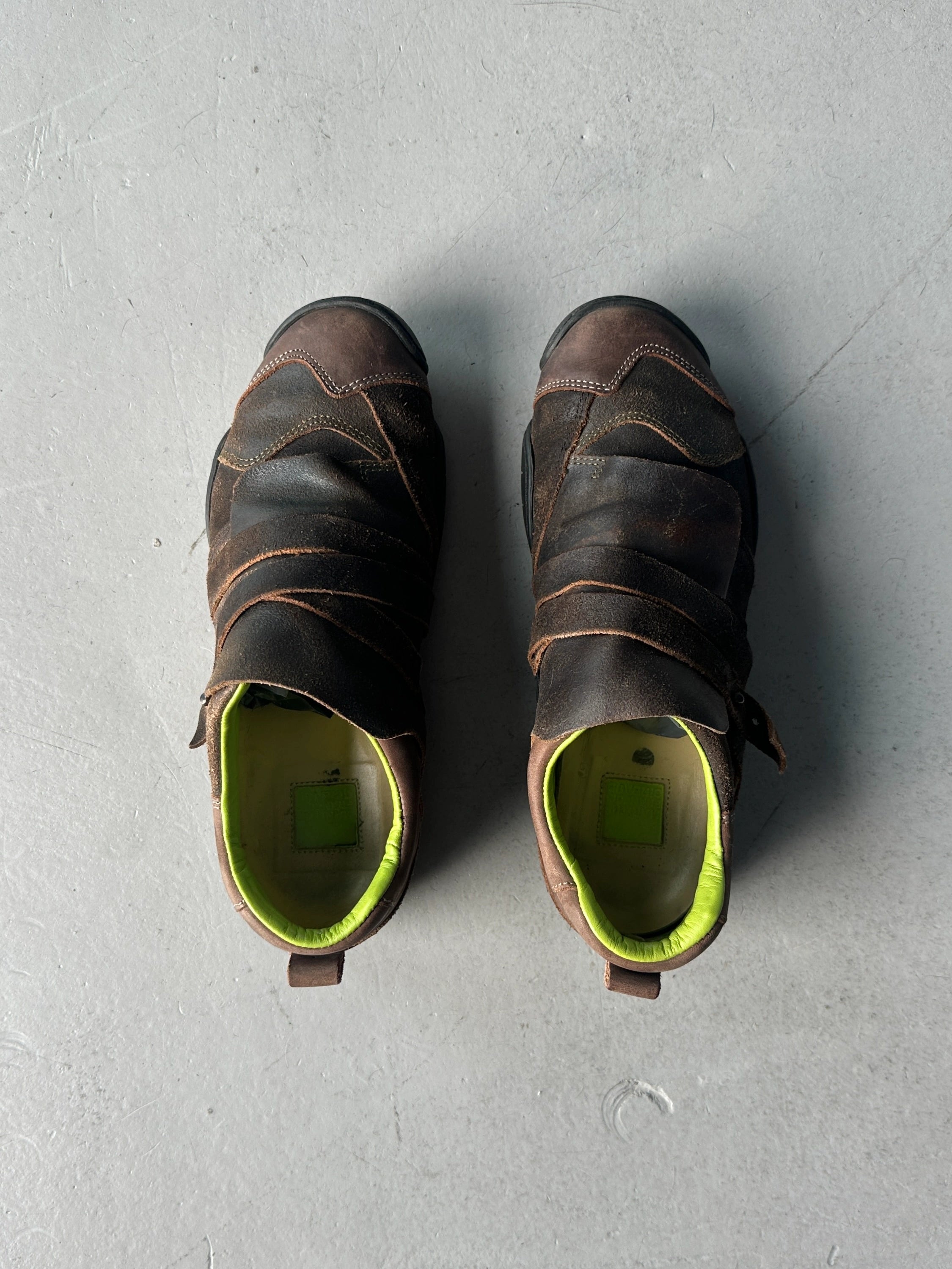 MARITHÉ + FRANÇOIS GIRBAUD - early 2000s ROUND TOE BONDAGE LEATHER SNEAKERS