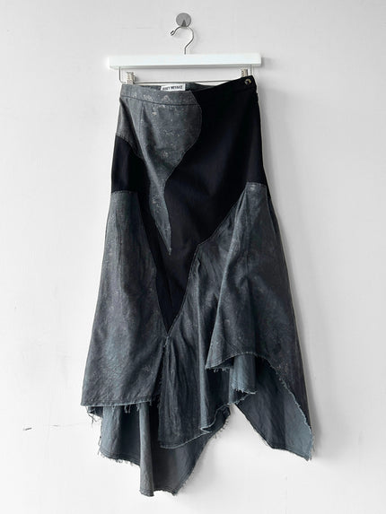 ISSEY MIYAKE - A/W 2005 ASYMMETRICAL PANELED SKIRT