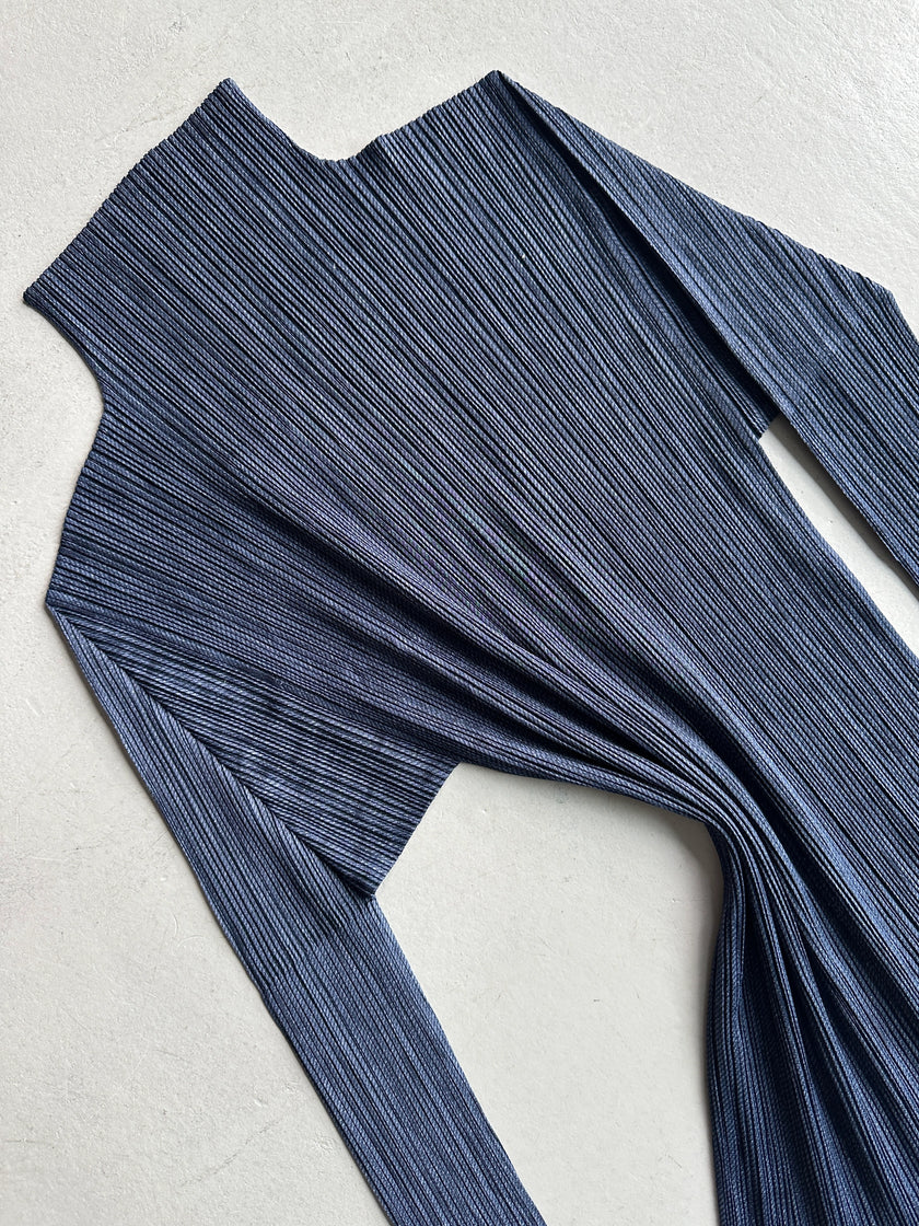 ISSEY MIYAKE PLEATS PLEASE - F/W 2004 HIGH NECK PLEATED LONG SLEEVE TOP