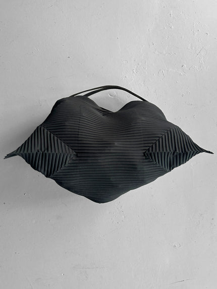 ISSEY MIYAKE ME - 2010s GEOMETRIC PLEATED TOTE BAG