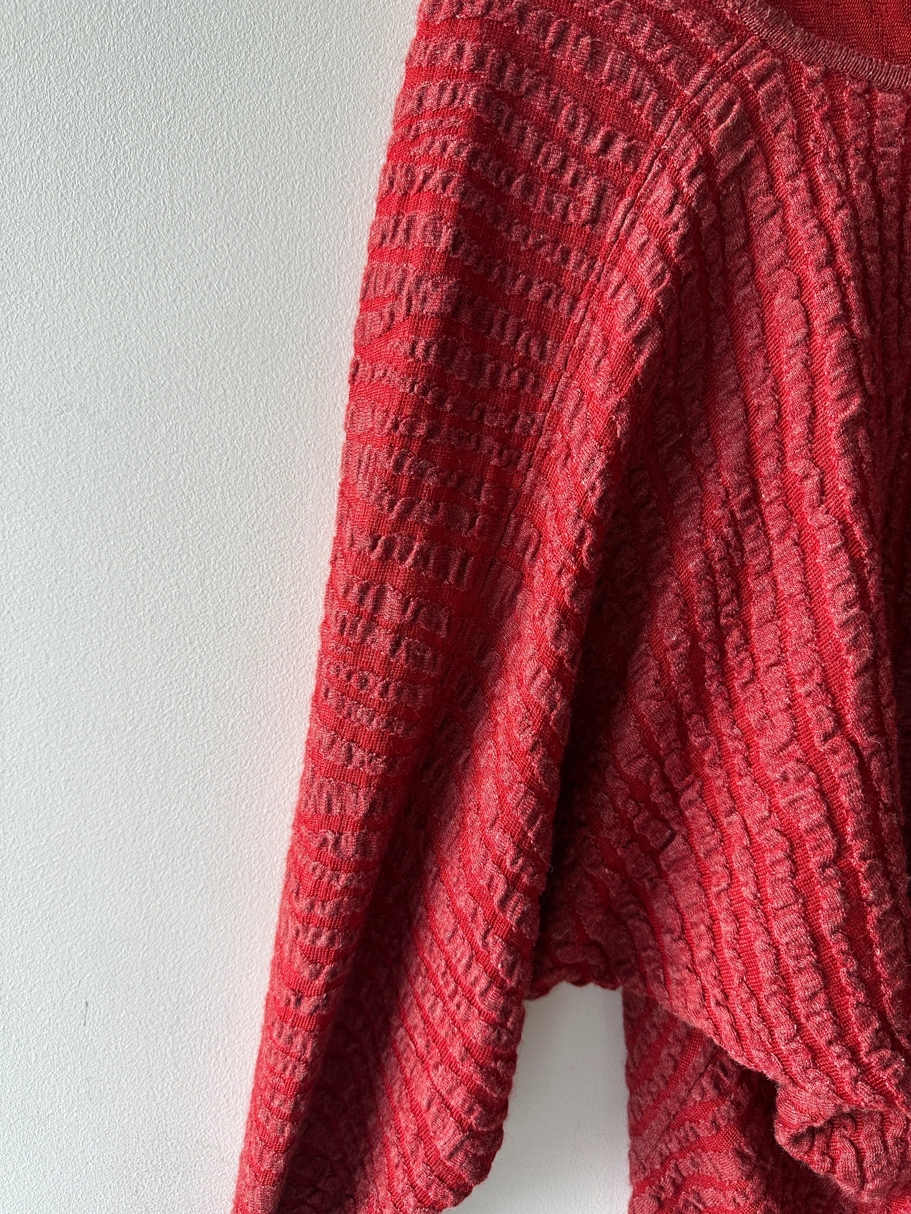 ISSEY MIYAKE - 1980s SCULPTURAL LONG SLEEVE TOP