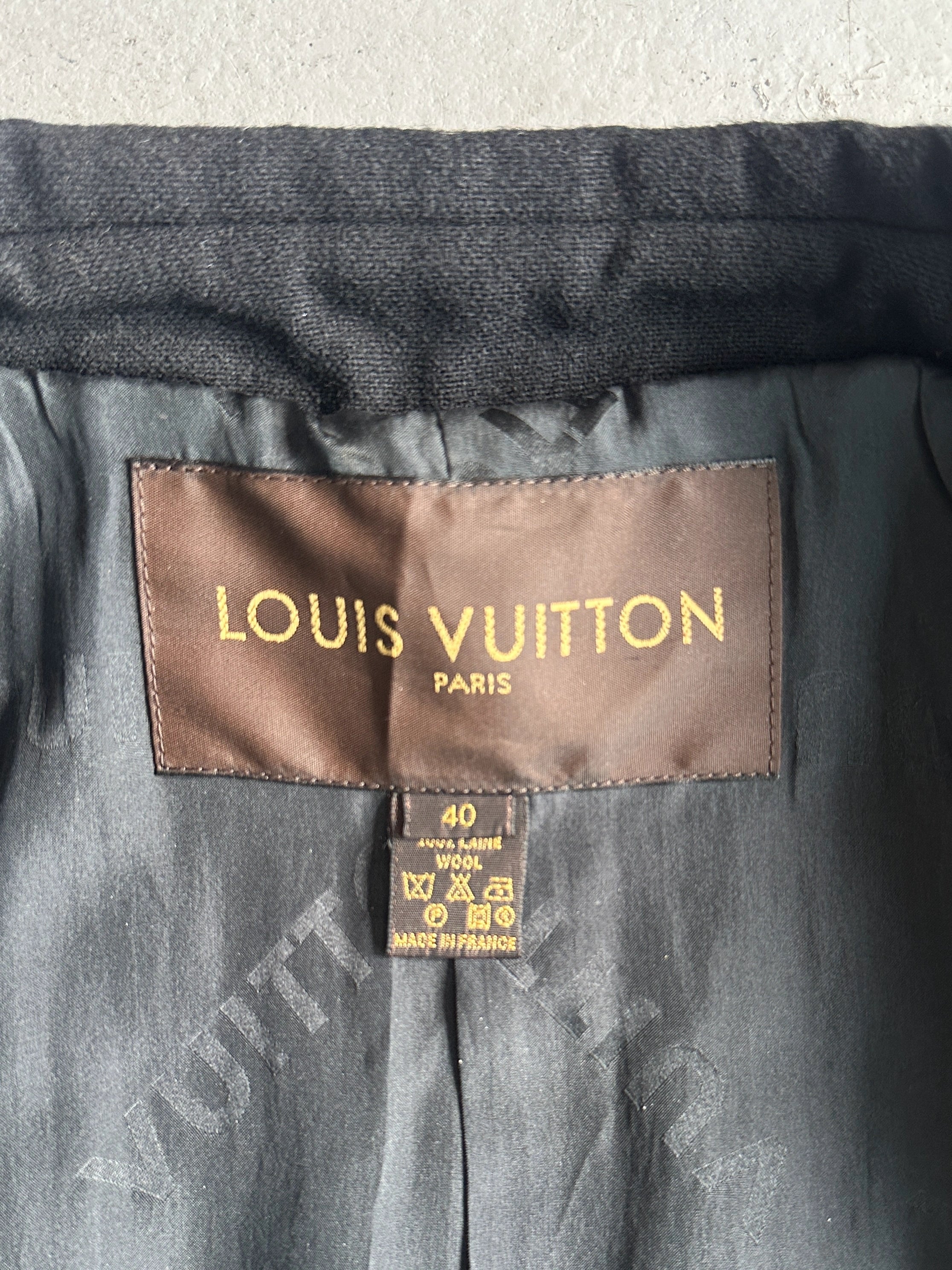 LOUIS VUITTON by MARC JACOBS - A/W 2004 CROP FIT WOOL BLAZER WITH LEAF BUTTONS DETAIL