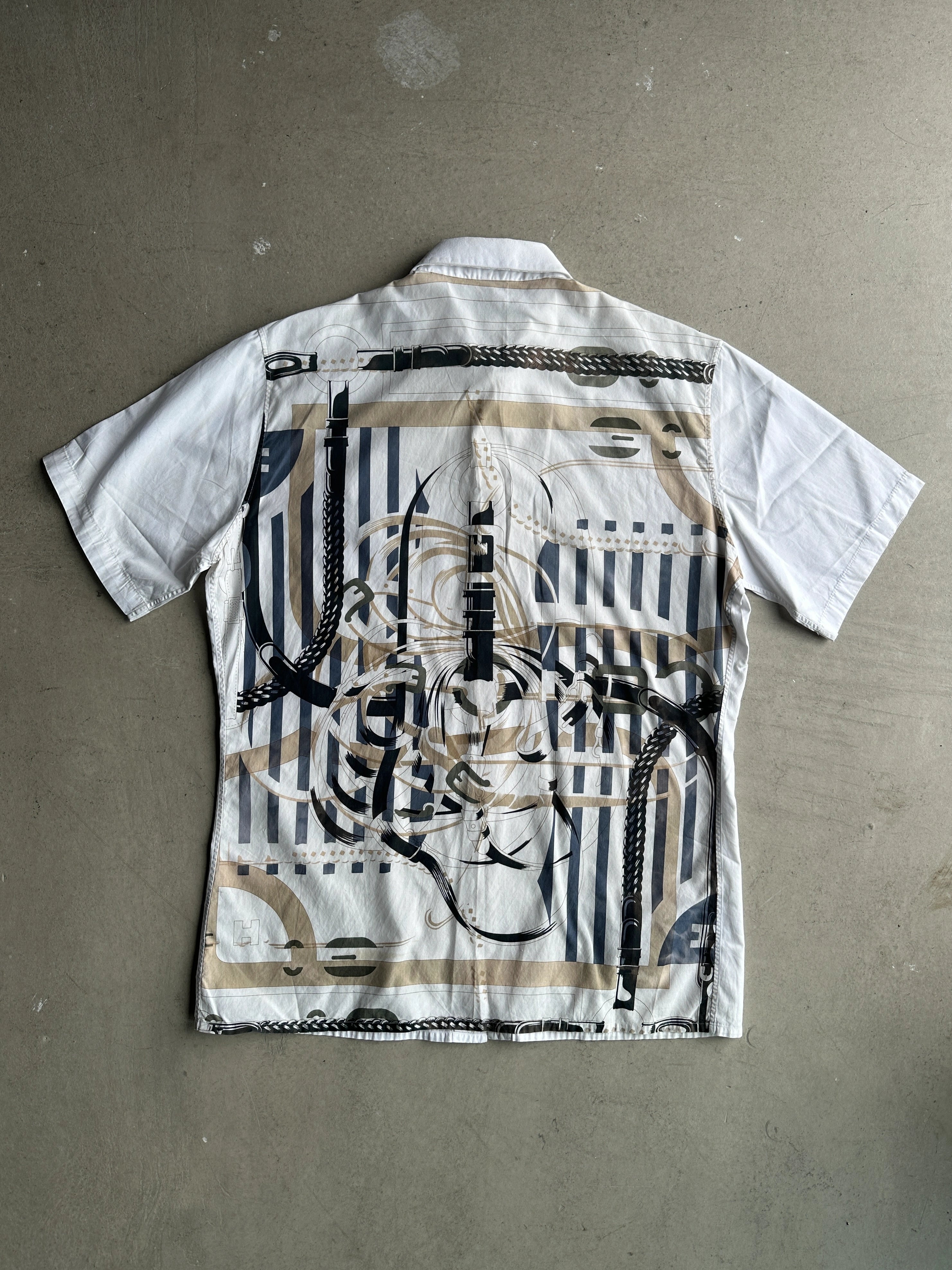 HERMÈS - 1980s ARCHIVE PRINTED BACK HALF SLEEVE SHIRT