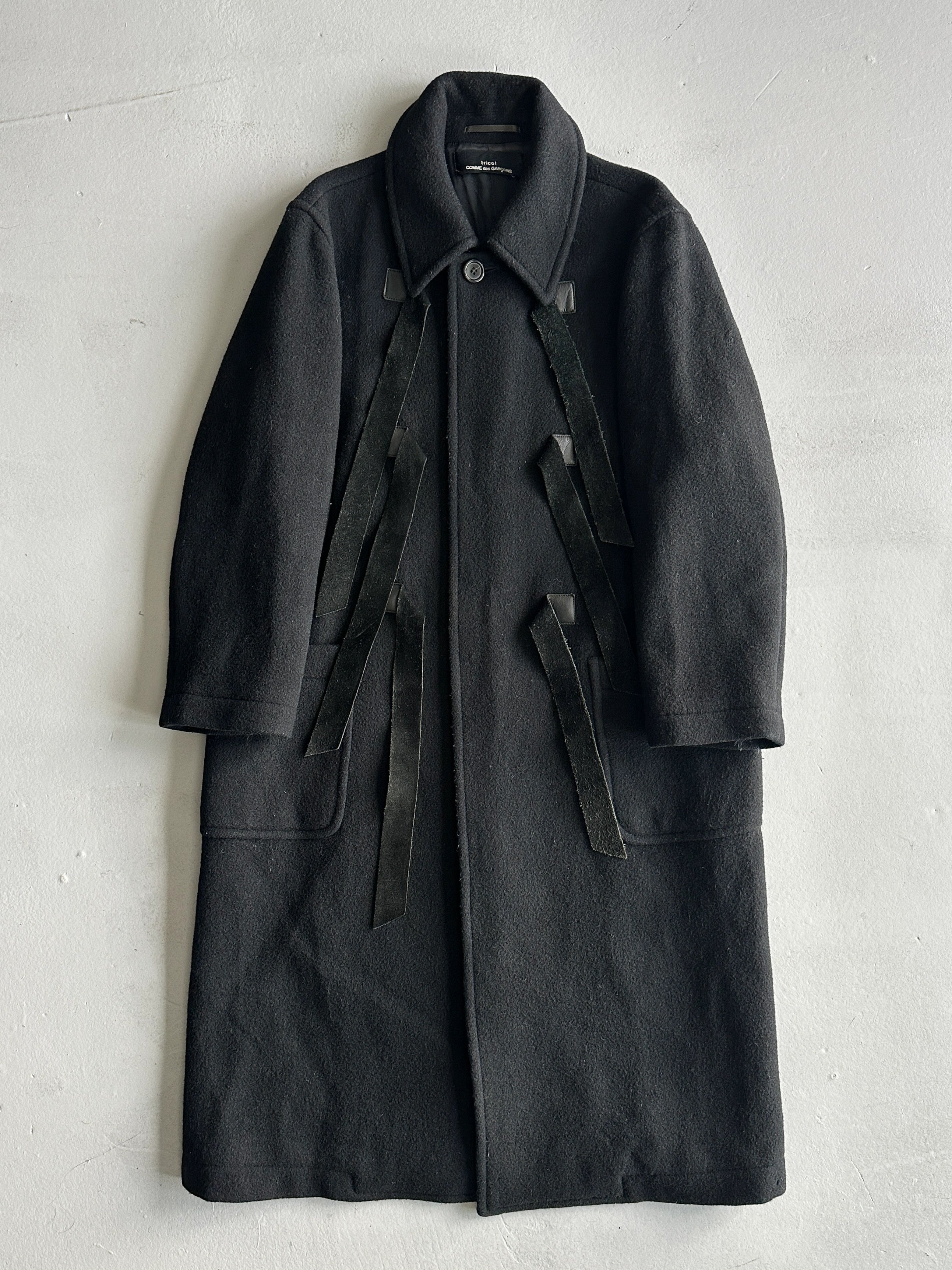 COMME DES GARÇONS TRICOT - A/W 1992 WOOL COAT WITH LEATHER FRONT STRINGS