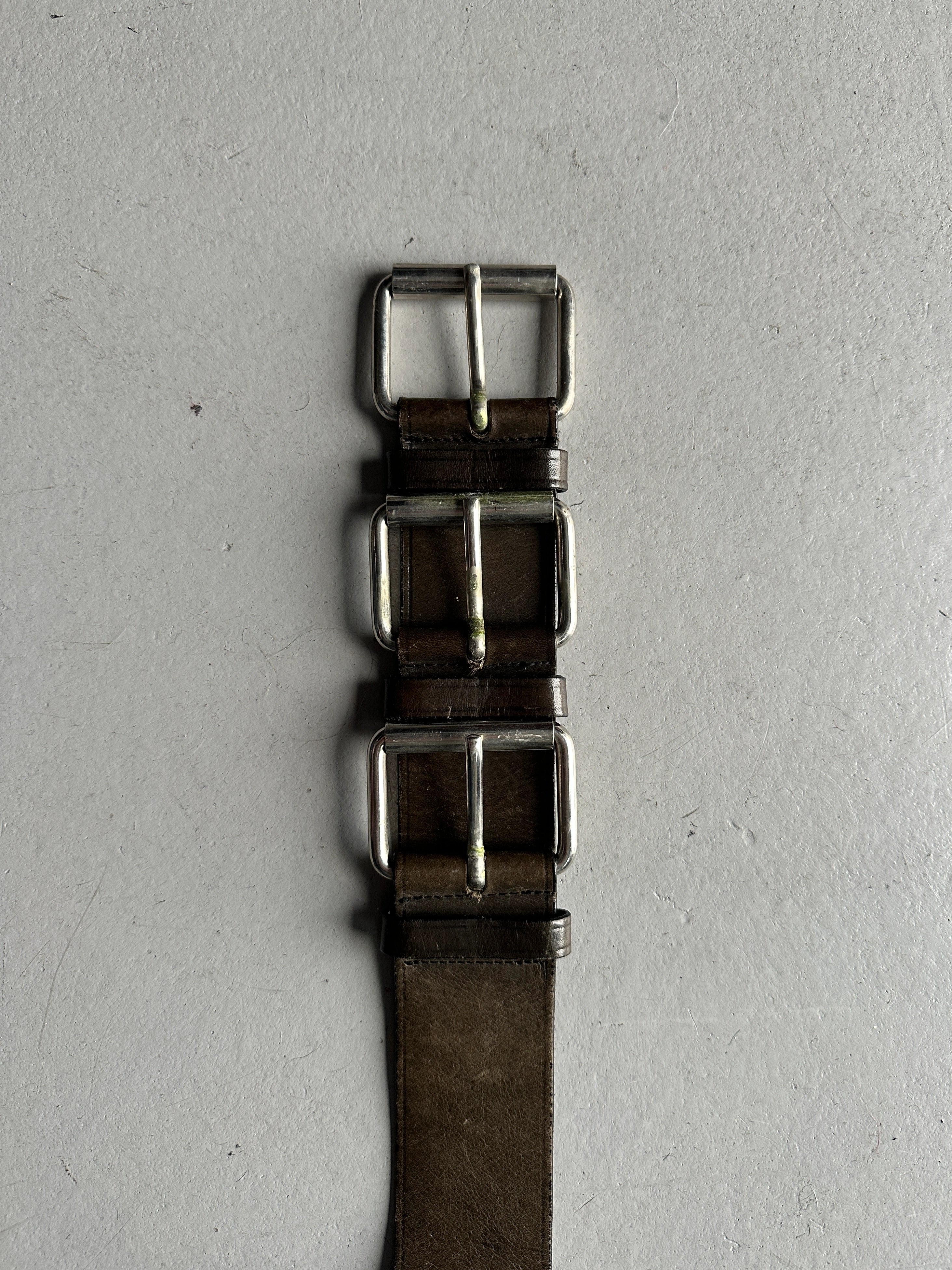 MOSCHINO - 1990s TRIPLE BUCKLE LEATHER BELT