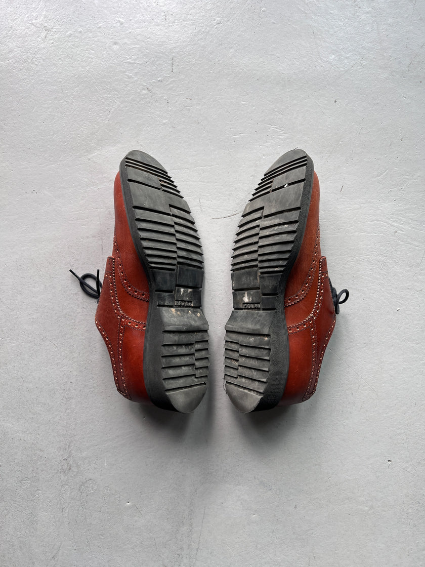 PRADA - 2000s LEATHER BROGUE SHOES
