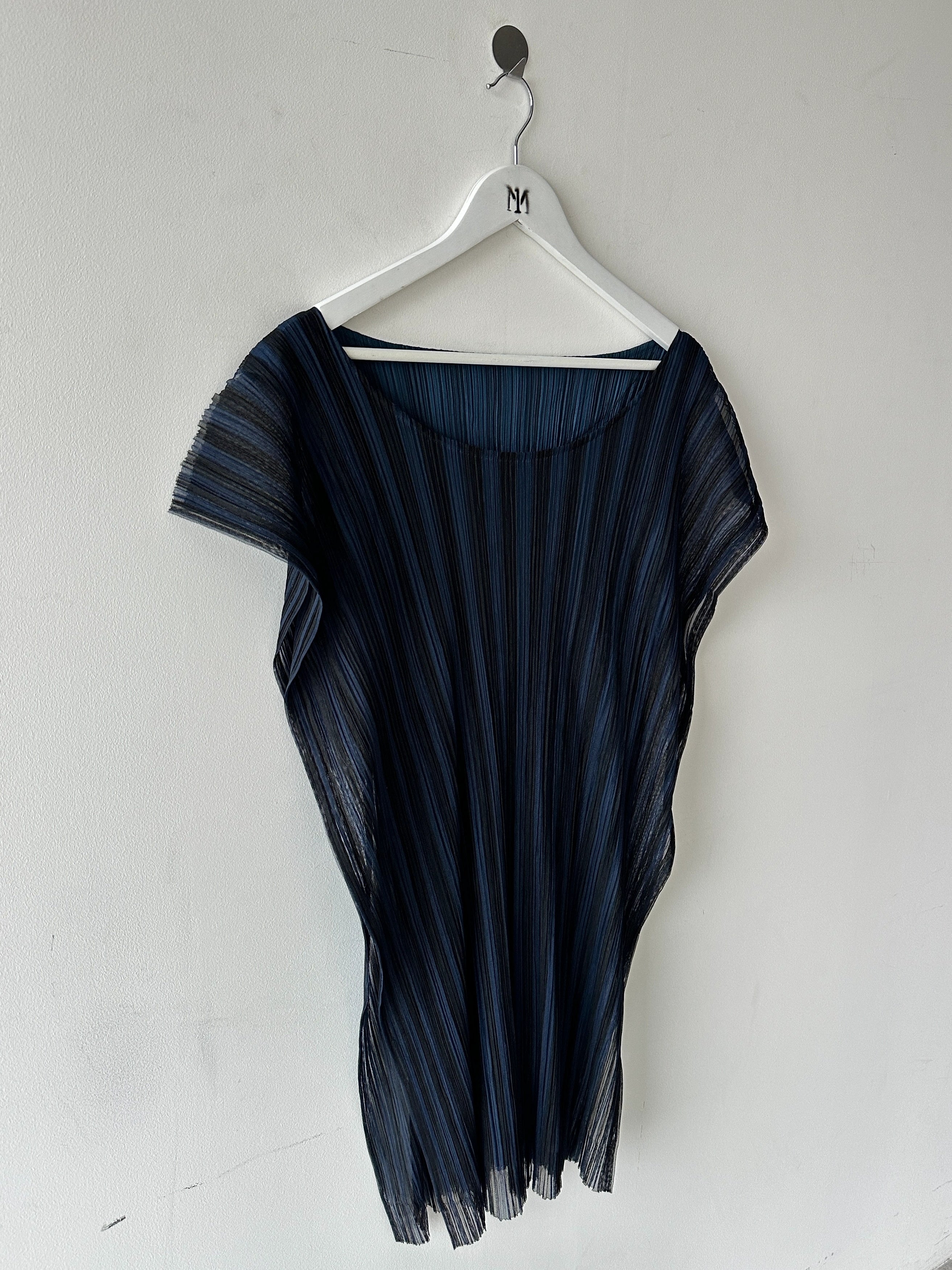 ISSEY MIYAKE - 2000s LAYERED LONGLINE TOP WITH SHEER MESH OVERLAY