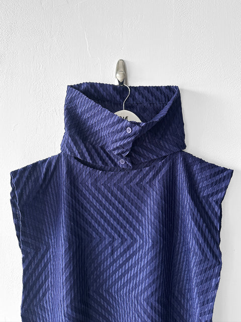 ISSEY MIYAKE - F/W 2002 CHEVRON PLEATS HIGH NECK TOP
