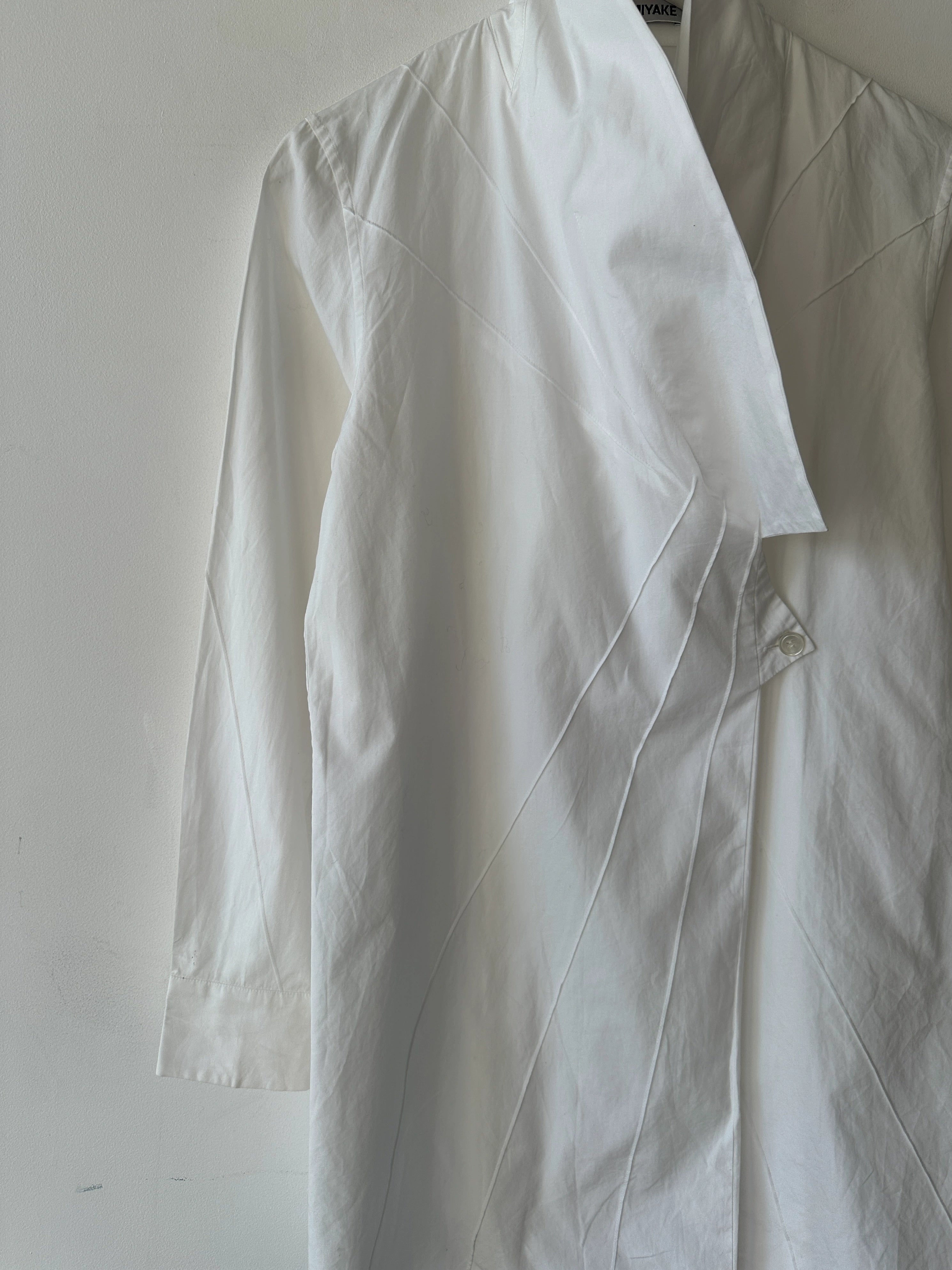 ISSEY MIYAKE - F/W 2009 LONG TUNIC SHIRT WITH SHAWL COLLAR