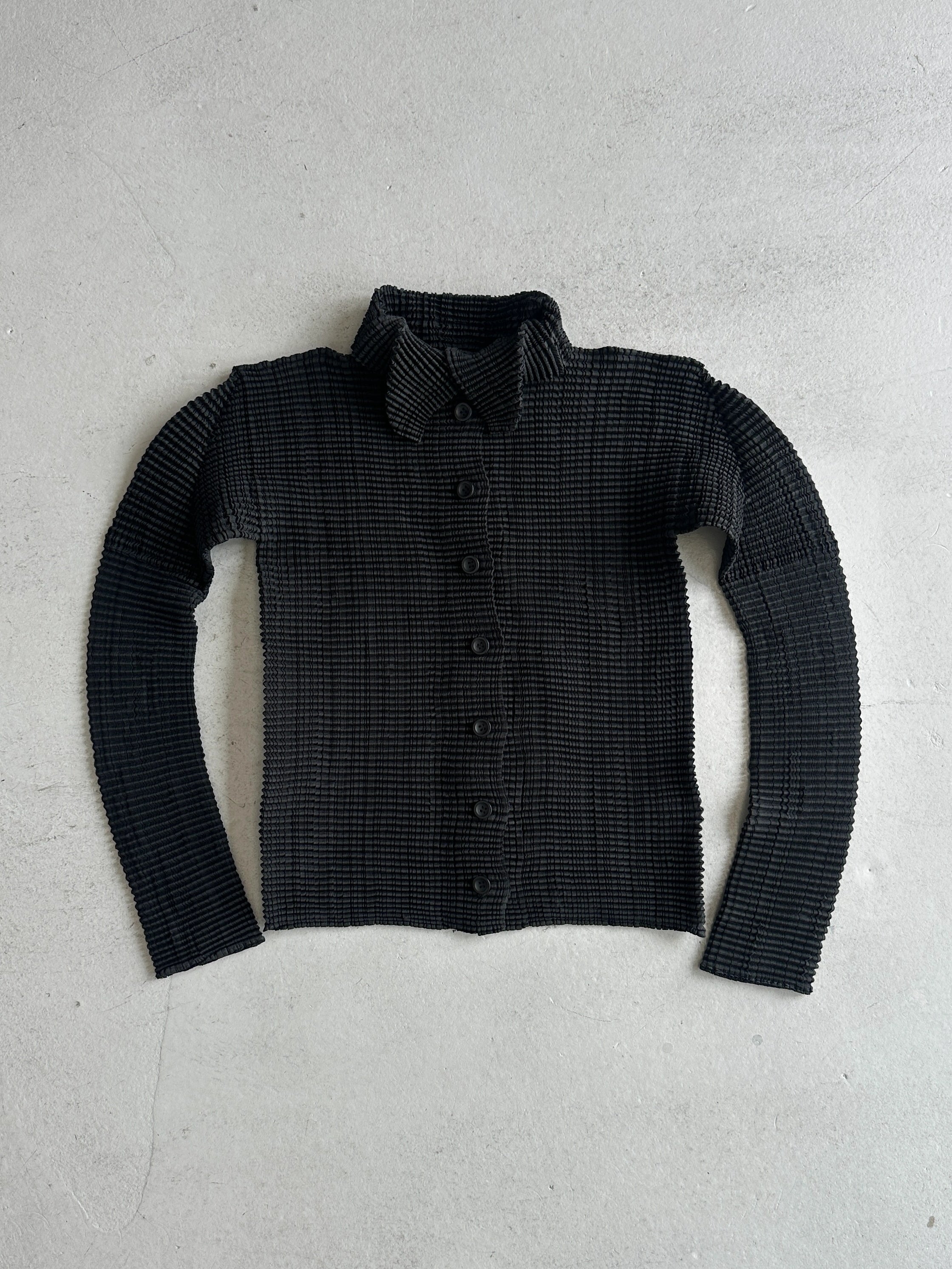 ISSEY MIYAKE - F/W 1999 PLEATED BUTTONED SHIRT