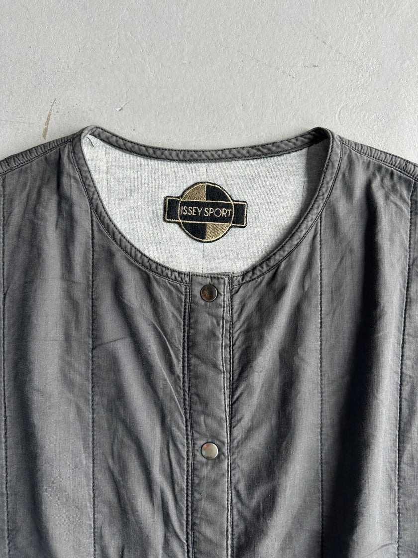 ISSEY MIYAKE - 1990s REVERSIBLE PARACHUTE VEST WITH OVERSIZED POCKETS