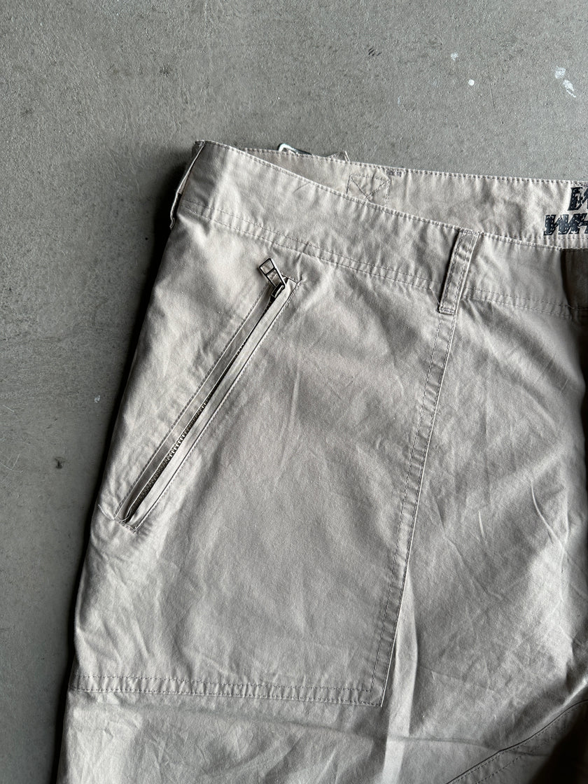2000s CARGO BERMUDA SHORTS