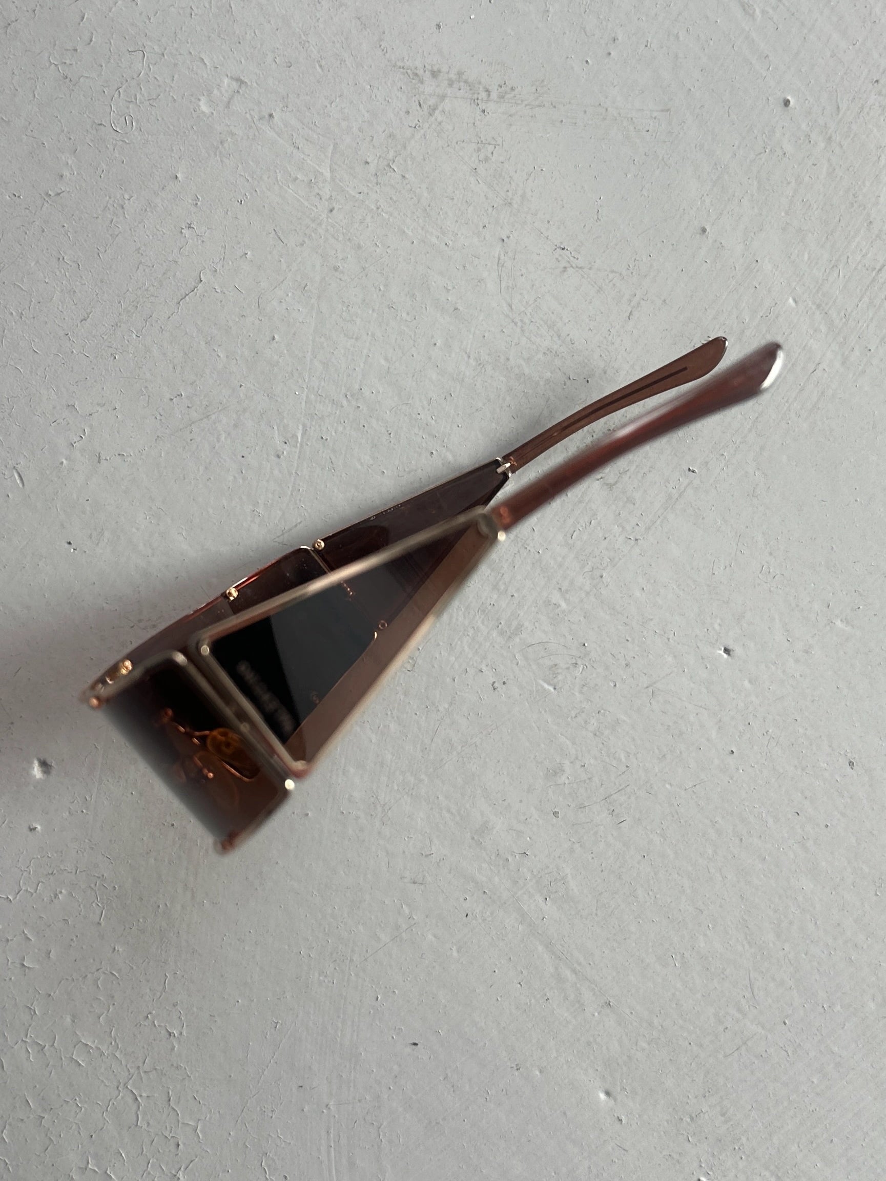 VALENTINO - early 2000s SHIELD SUNGLASSES WITH MIRRORED TEMPLES