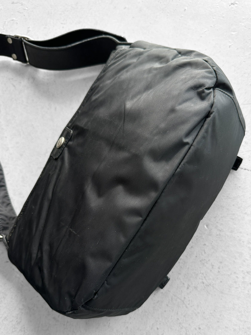 YOHJI YAMAMOTO Y'SACCS - late 1990s-2000s NYLON MESSENGER BAG WITH LEATHER FRONT PANEL