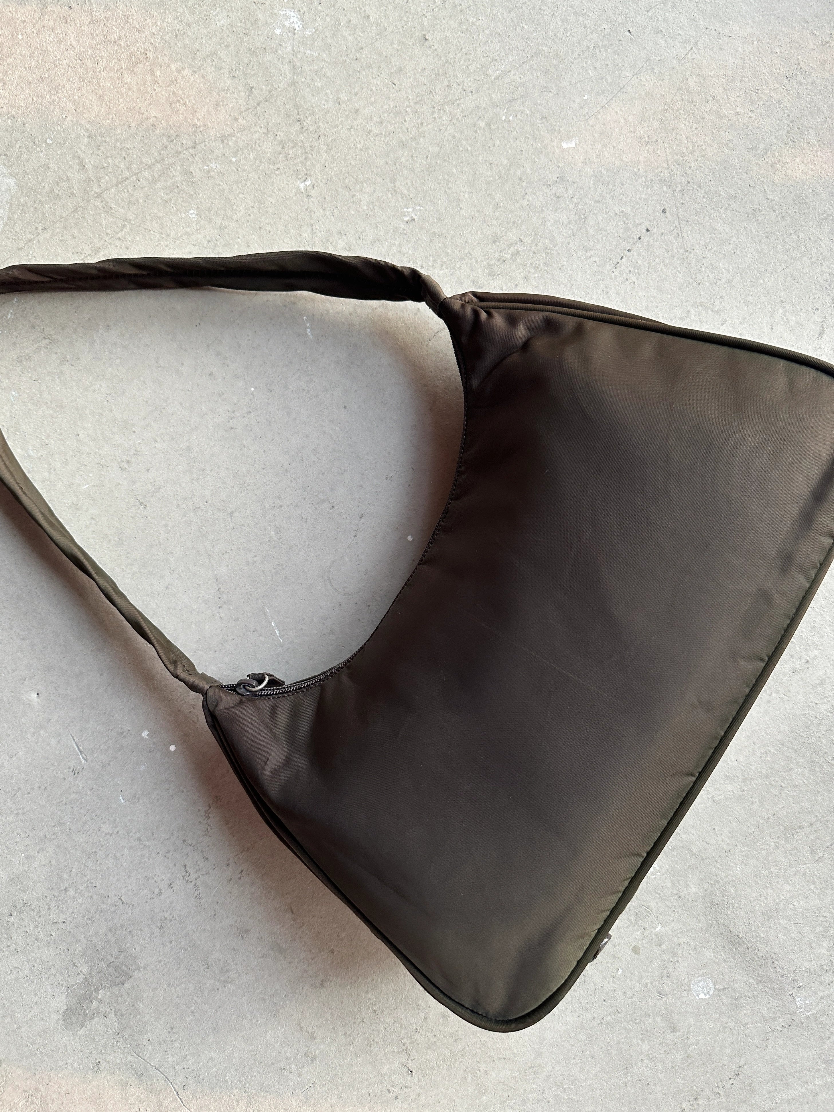 PRADA - 2000s NYLON HOBO SHOULDER BAG