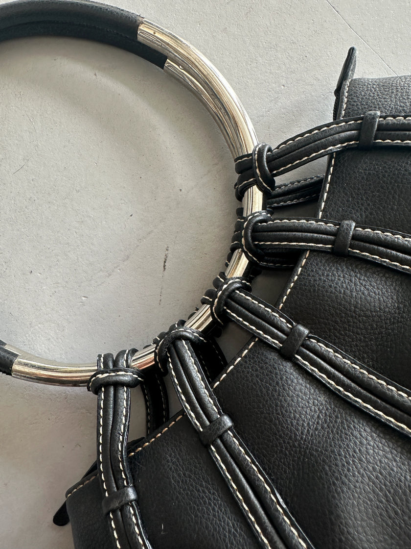 2000s OVERSIZED METAL RING HANDLE LEATHER BAG