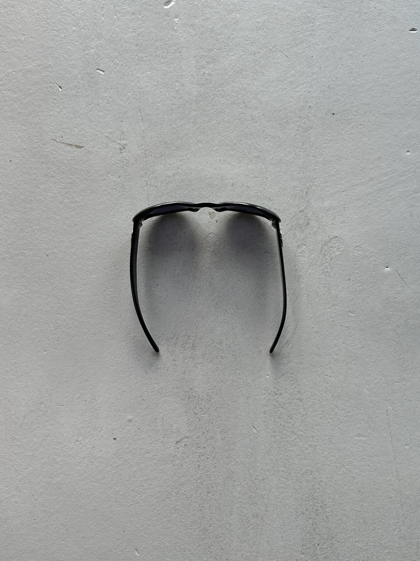 GUCCI - 1996 OVAL SUNGLASSES