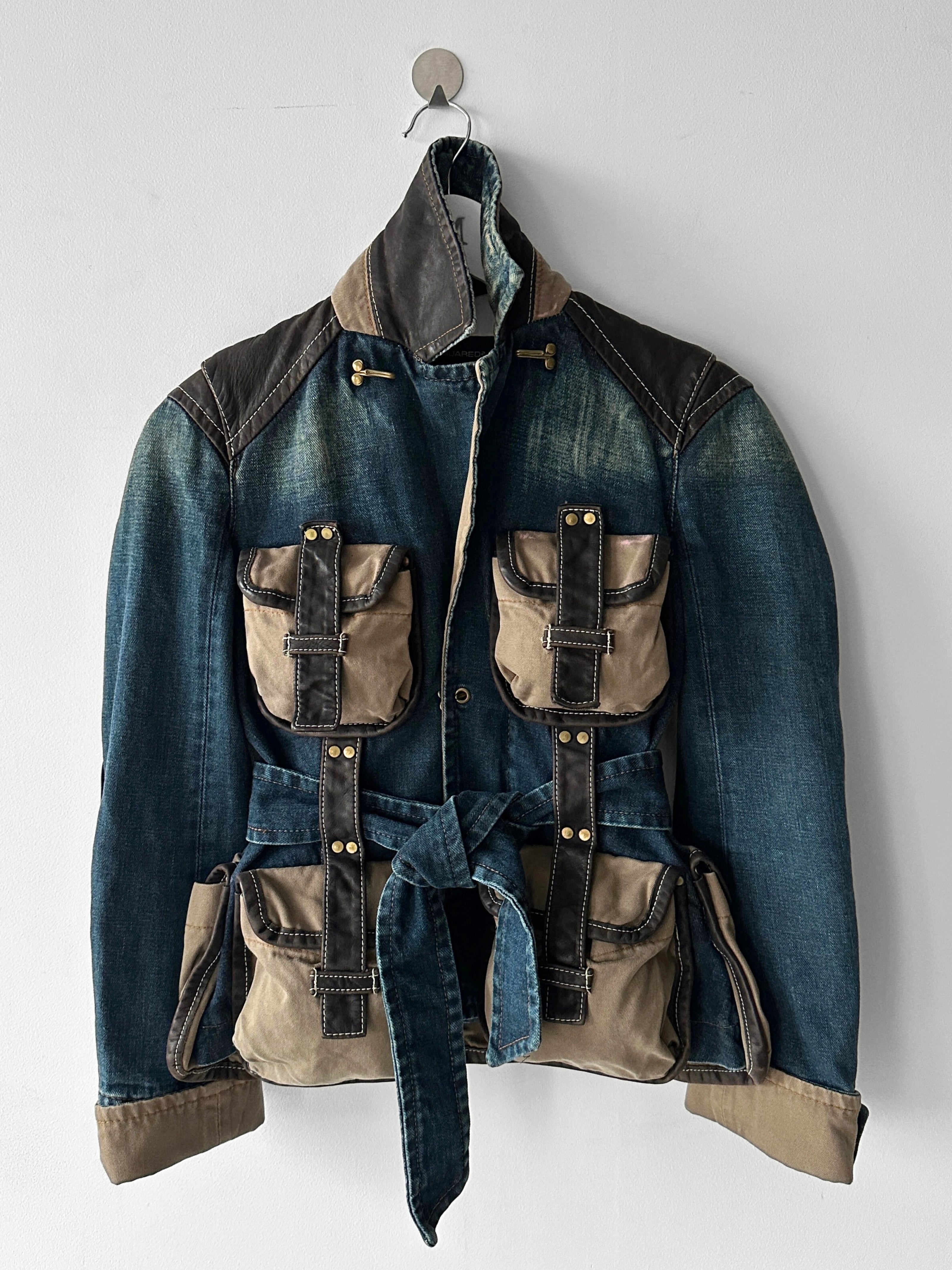 DSQUARED2 - F/W 2004 WRAP AROUND POCKETS FITTED DENIM JACKET