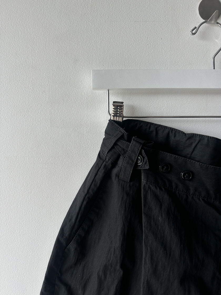 YOHJI YAMAMOTO Y'S - early 2000s MULTI BUTTON WAISTBAND CURVED TROUSERS