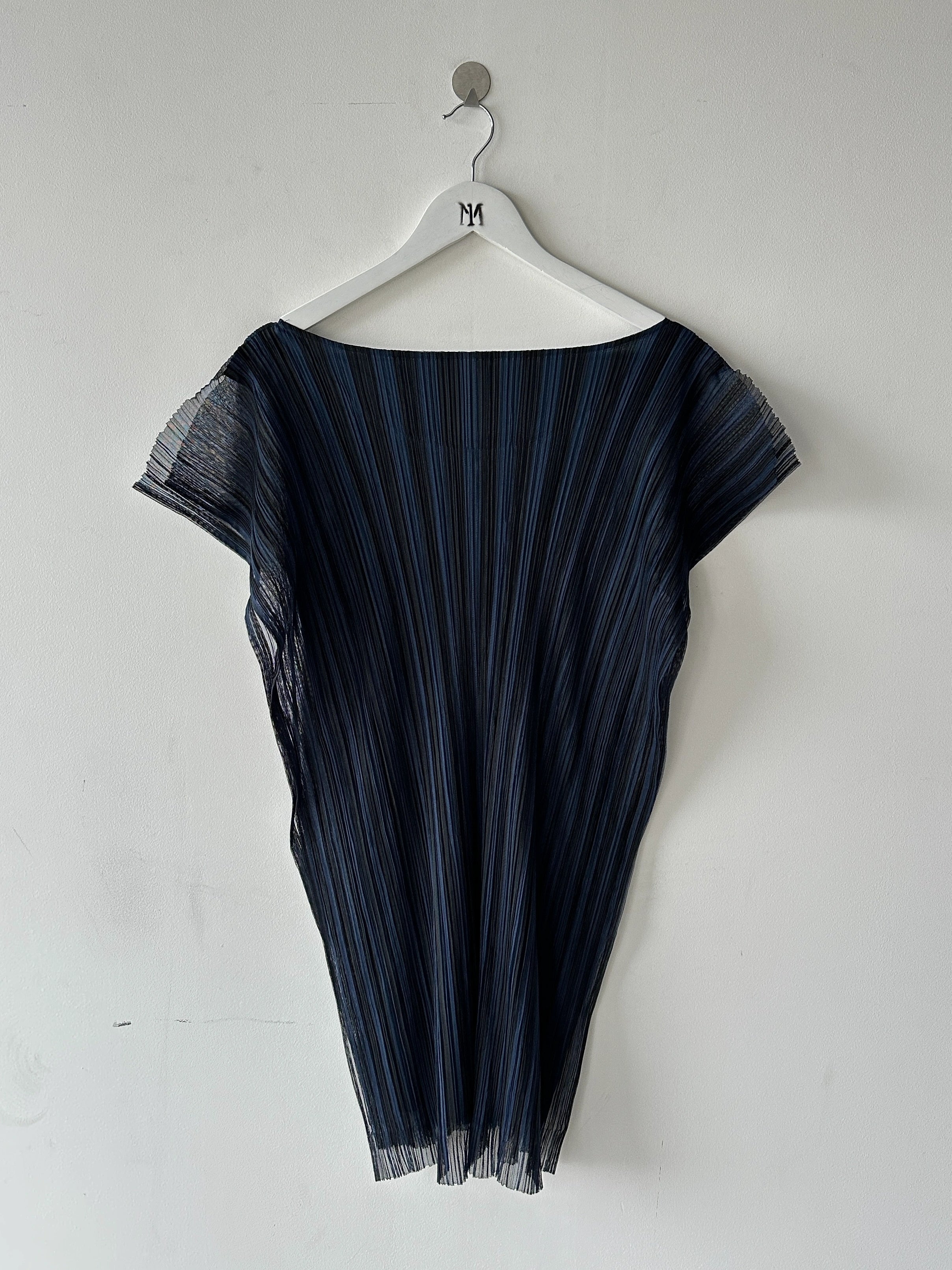 ISSEY MIYAKE - 2000s LAYERED LONGLINE TOP WITH SHEER MESH OVERLAY