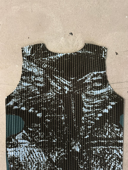 ISSEY MIYAKE HOMME PLISSÉ - 2000s GRAPHIC PRINT CREW NECK VEST