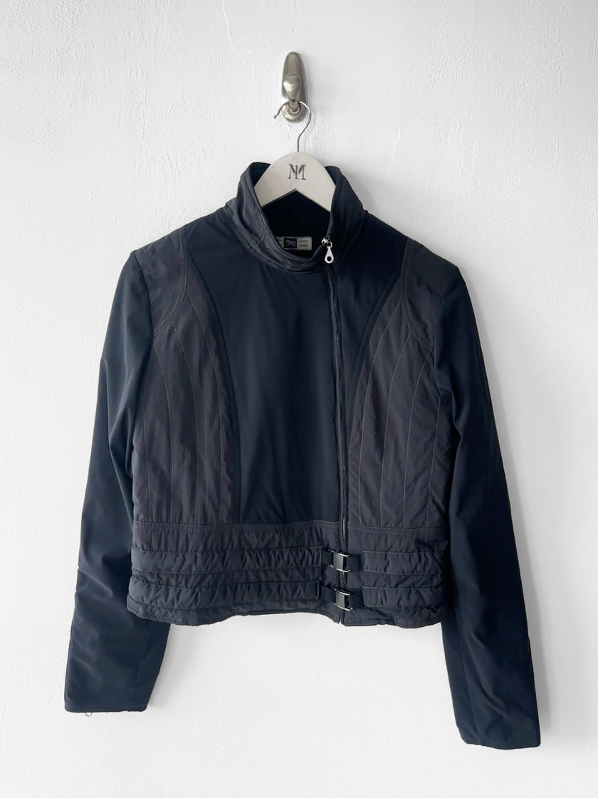 NO LABEL early 2000s CROP FIT JACKET WITH OFF THE CENTRE ZIP AND BUCKLE DETAIL AT WAIST