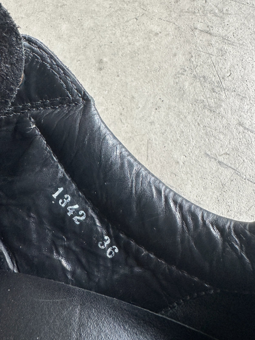 PRADA LINEA ROSSA - 2000s SQUARE TOE LEATHER SNEAKERS