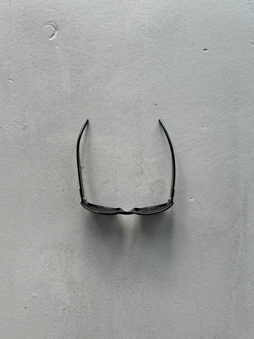 GUCCI - 1996 OVAL SUNGLASSES