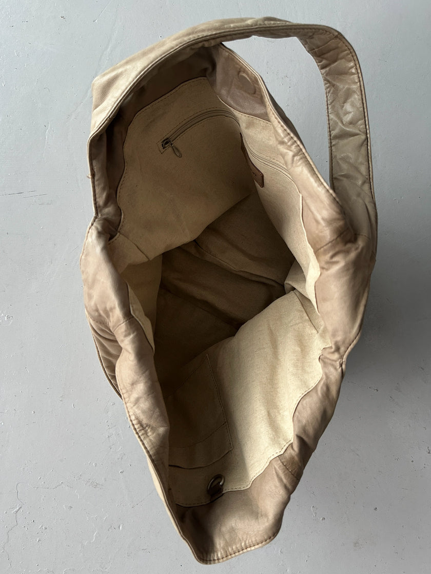 ISSEY MIYAKE PLANTATION - 1990s LEATHER SLOUCHY SHOULDER BAG
