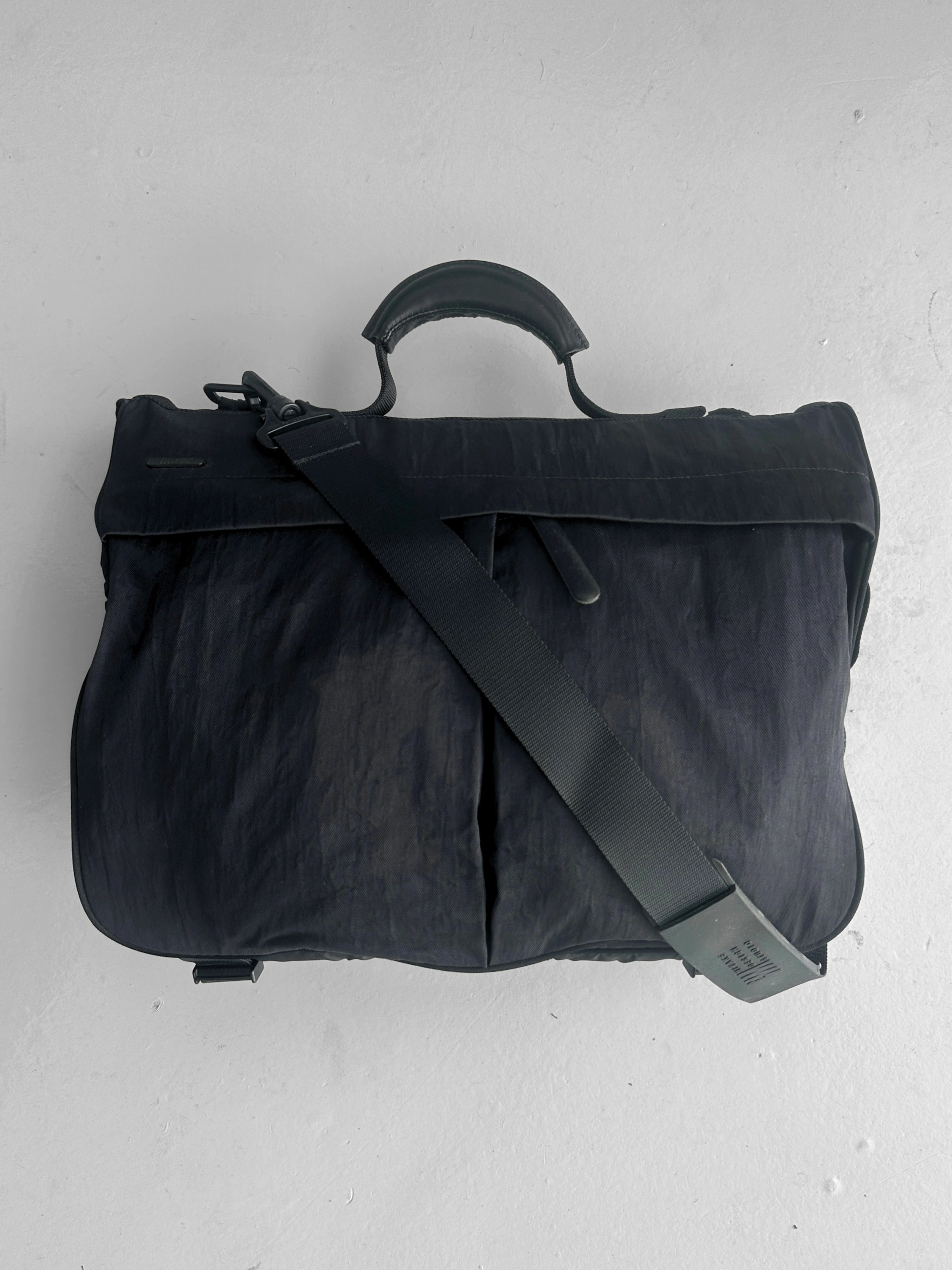 ISSEY MIYAKE IM - 1990s TOP HANDLE NYLON BAG WITH REMOVABLE SHOULDER STRAP